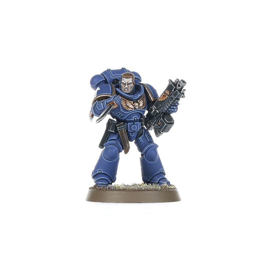 SPACE MARINES: PRIMARIS INTERCESSOR SQUAD