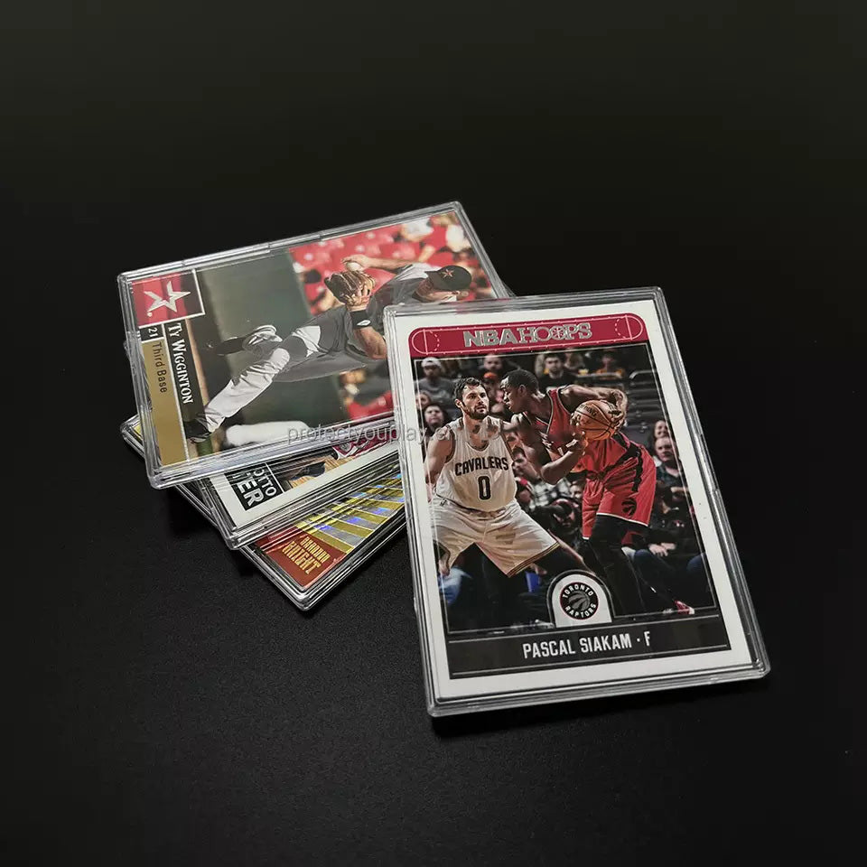 Card Concept Mini Snap Case (1 Supplied)