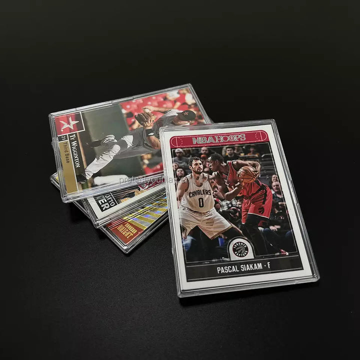 Card Concept Mini Snap Case (1 Supplied)