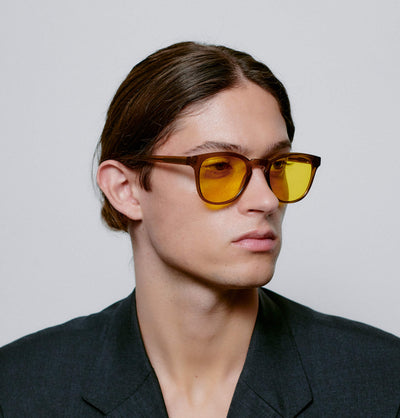 A Kjaerbede Sunglasses Bate Smoke Transparent