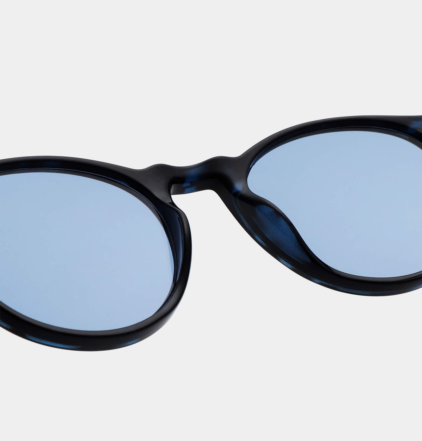 A Kjaerbede Sunglasses Marvin Demi Blue - stylecreep.com