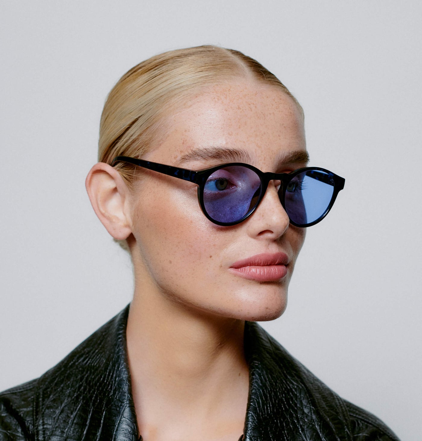 A Kjaerbede Sunglasses Marvin Demi Blue - stylecreep.com