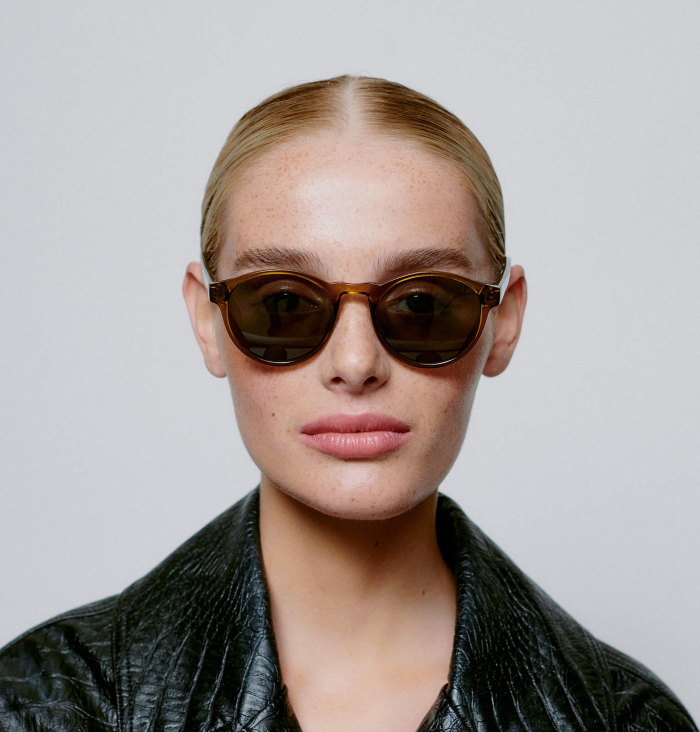 A Kjaerbede Sunglasses Marvin Smoke Transparent - stylecreep.com