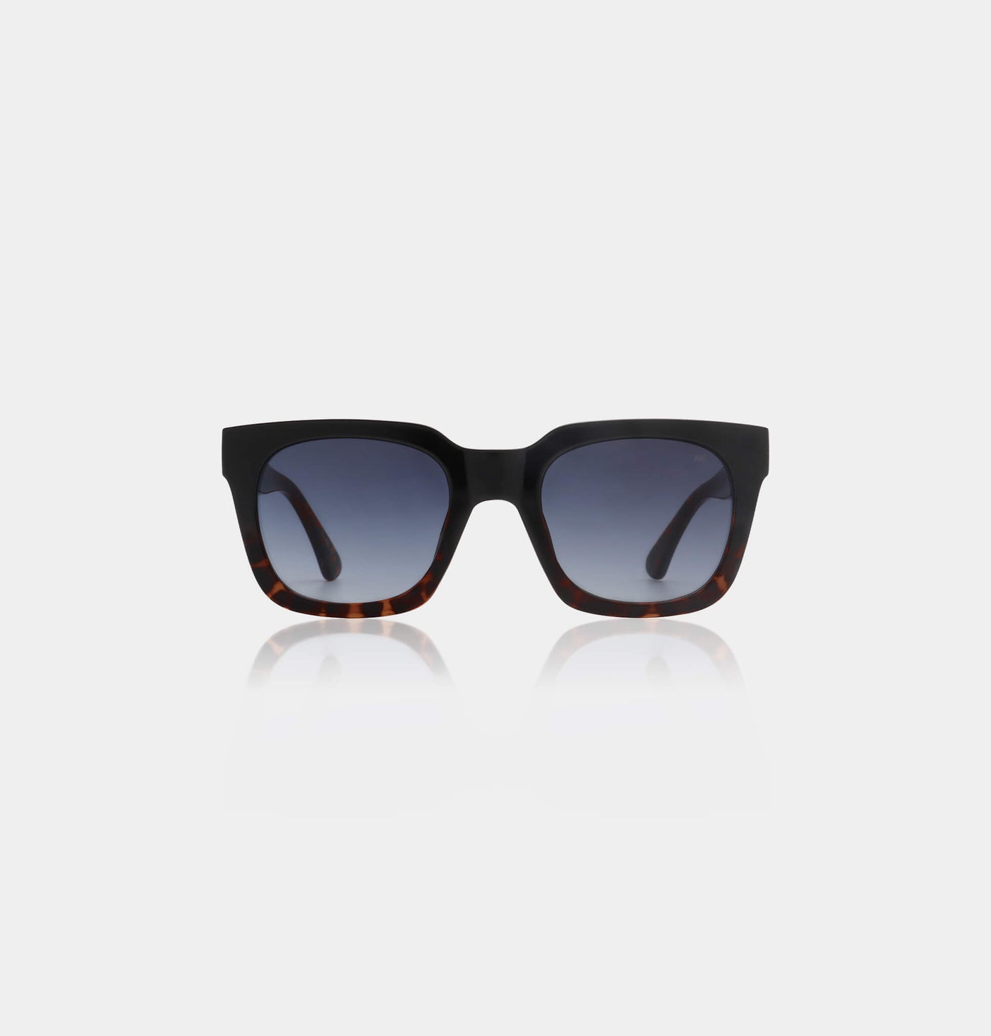 A Kjaerbede Sunglasses Nancy Black Demi Tortoise