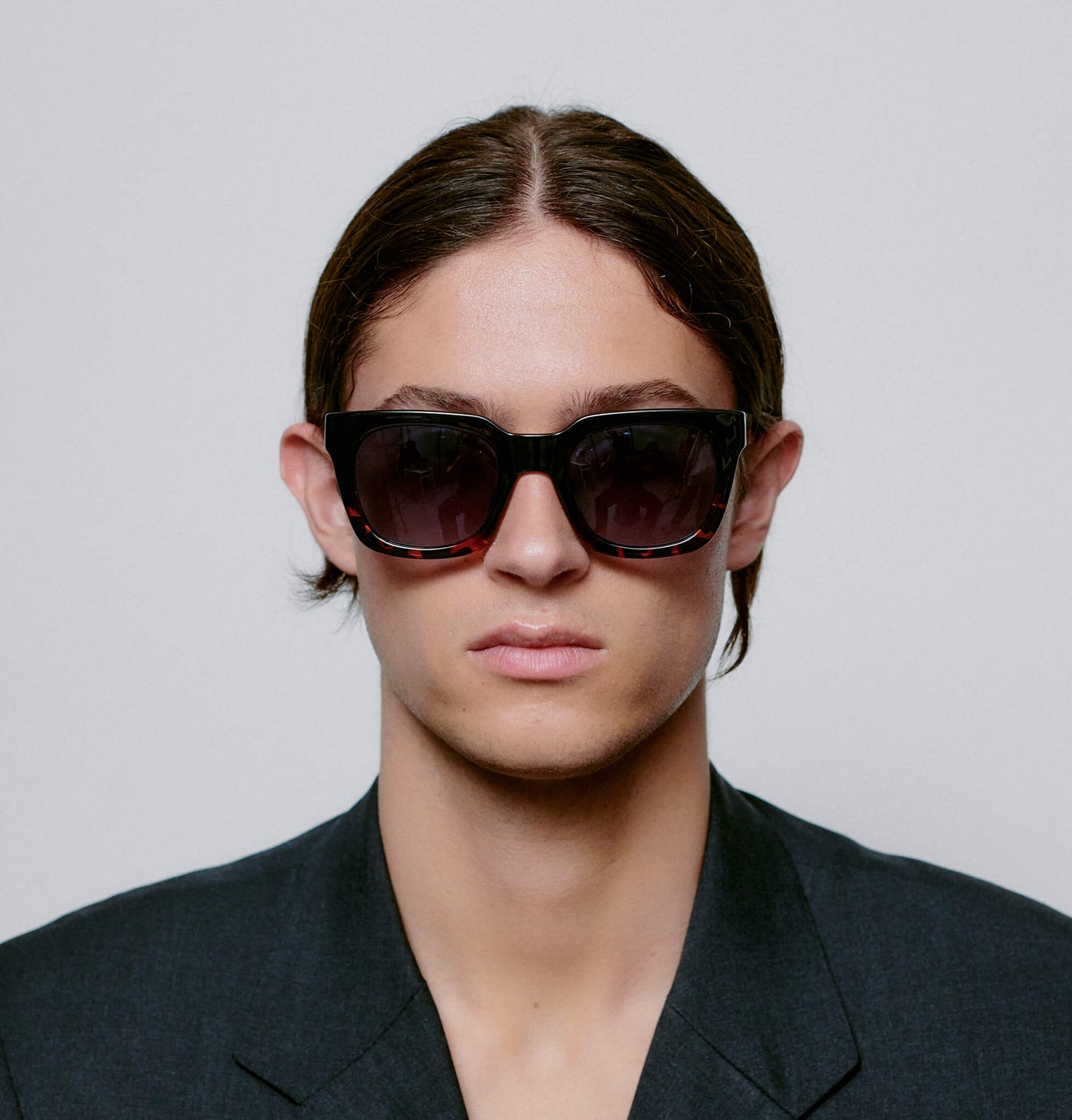 A Kjaerbede Sunglasses Nancy Black Demi Tortoise